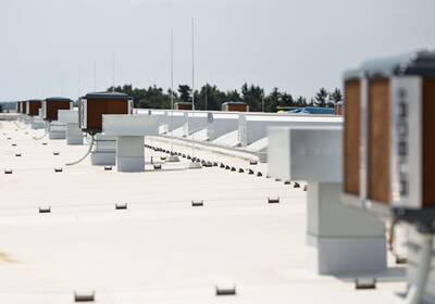 Ekonomika a výkon adiabatického chlazení ve výrobní hale - případová studie